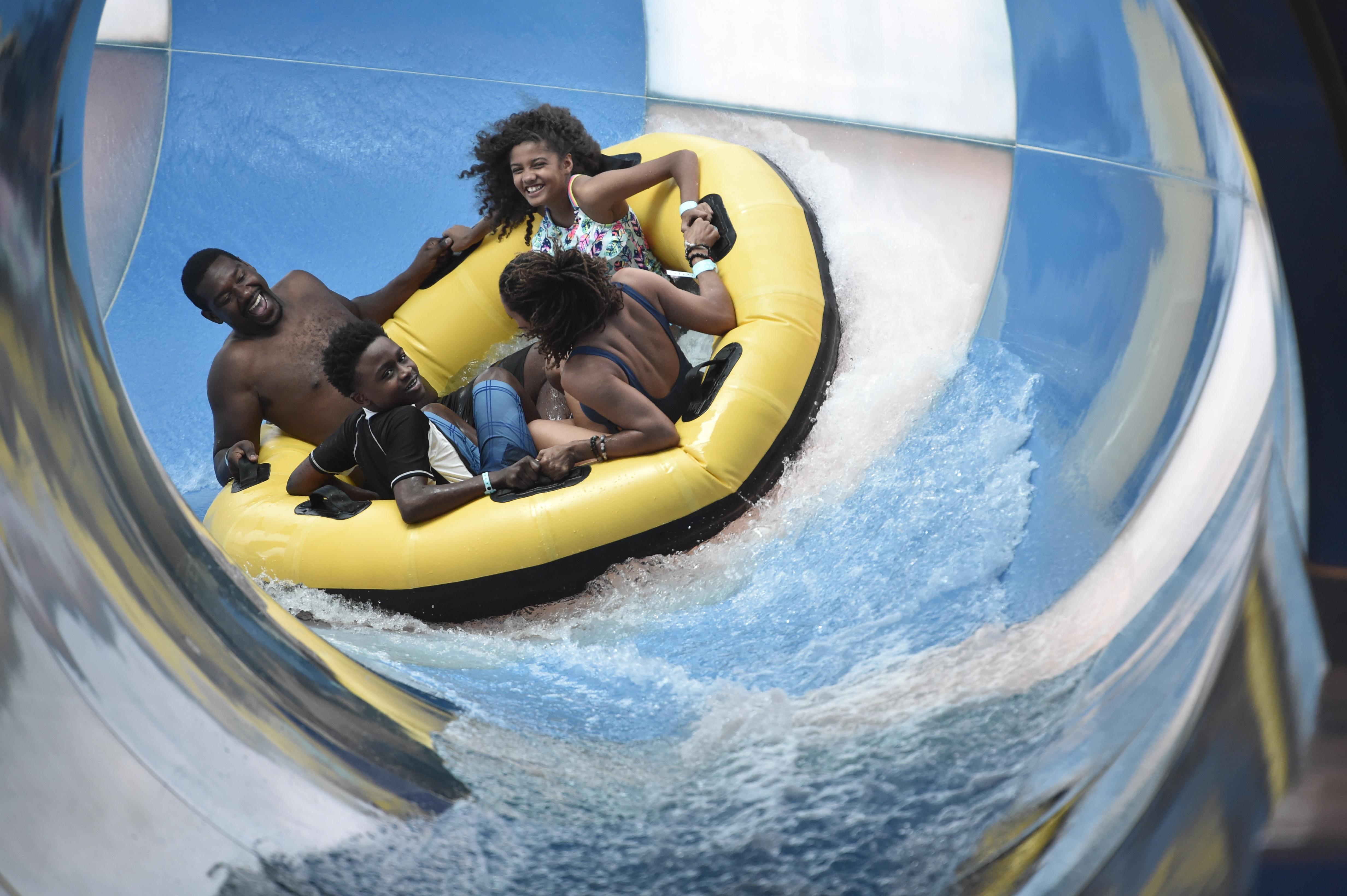 Great Wolf Lodge Waterpark Resort Ниагарски водопад Екстериор снимка